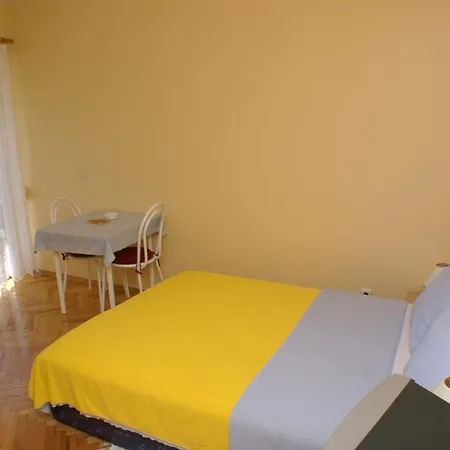 Studio 4172g